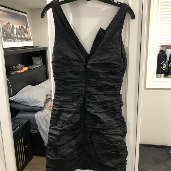 Cocktail dress! - Picture 4 of 5